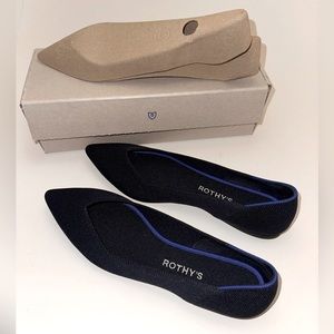ROTHY’S Maritime Navy Point Flat